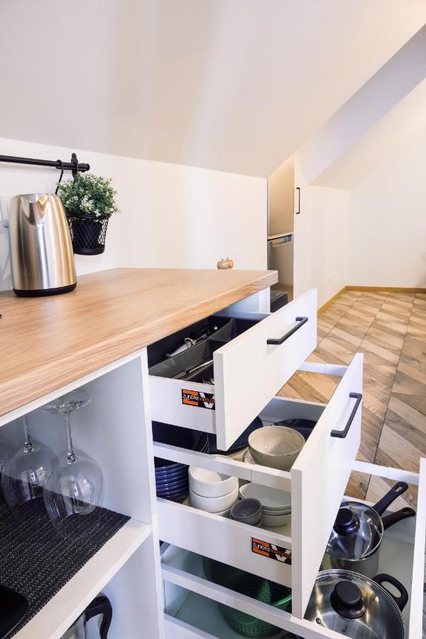 Rothko Apartment/8 Guests/4Bedrooms/Riga Old Town Zewnętrze zdjęcie
