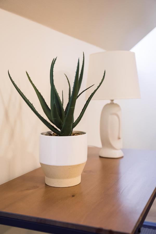 Rothko Apartment/8 Guests/4Bedrooms/Riga Old Town Zewnętrze zdjęcie