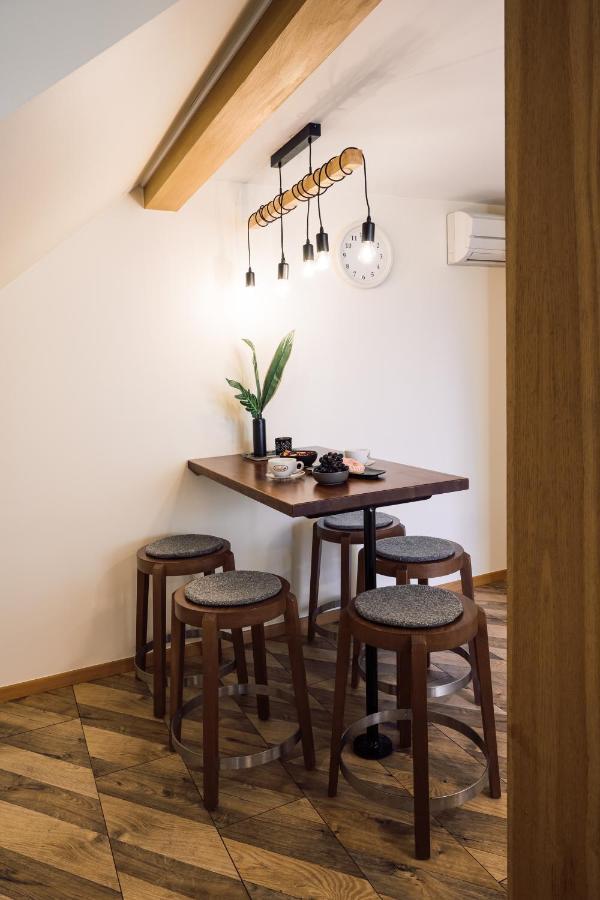 Rothko Apartment/8 Guests/4Bedrooms/Riga Old Town Zewnętrze zdjęcie